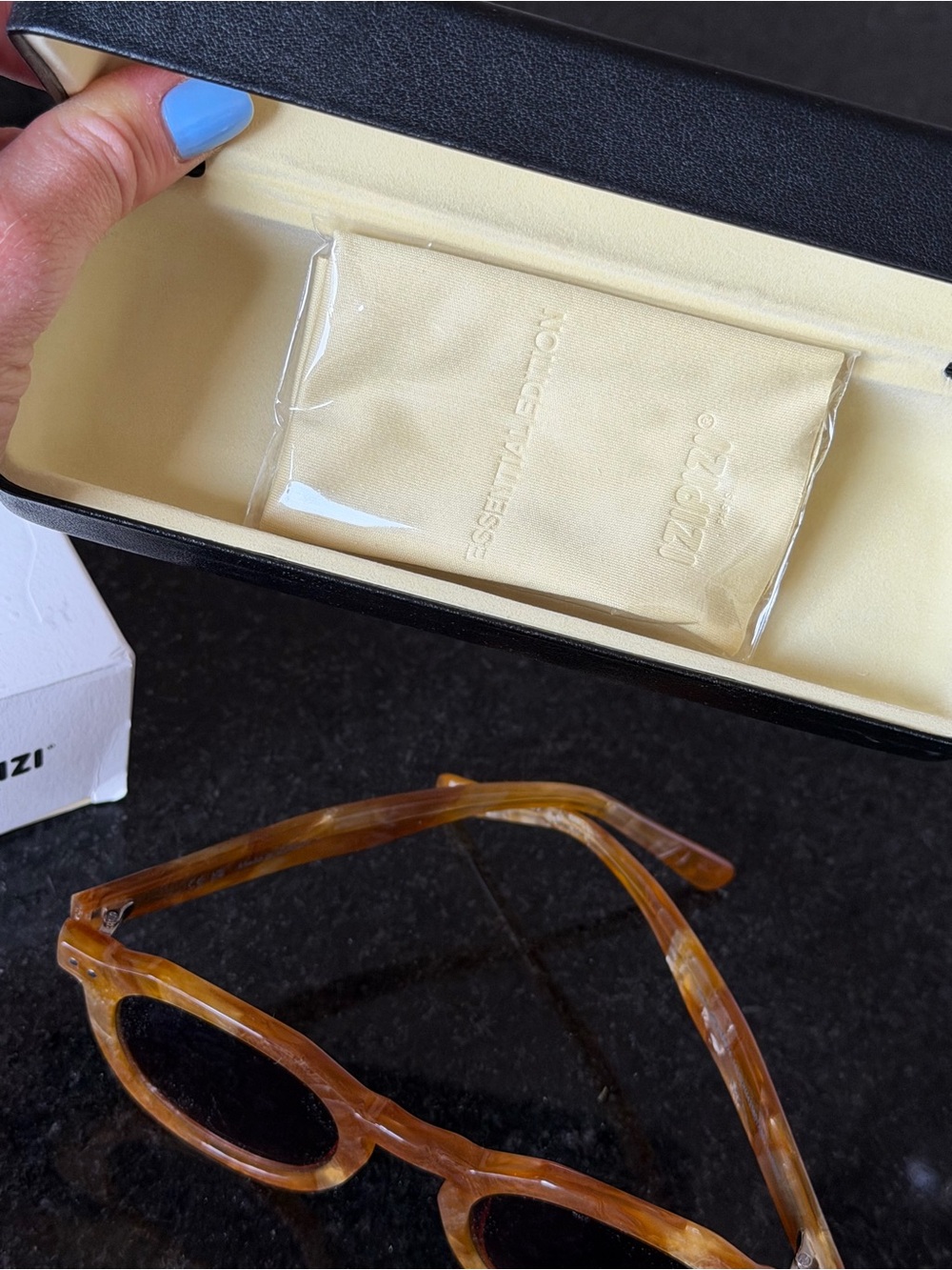 IZIPIZI Caramel Pearl Gradient Brown Round Sunglasses echo essential edition - Picture 6 of 6